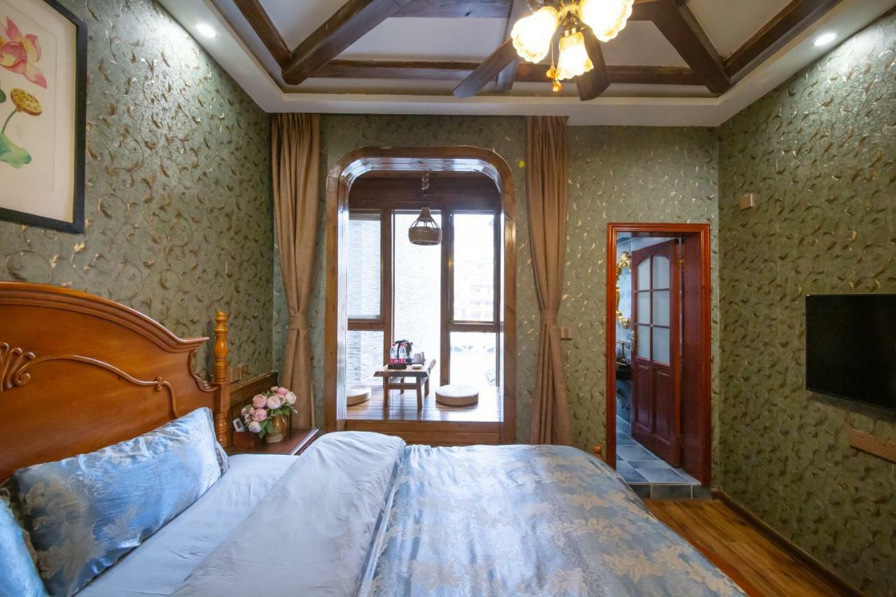 Flower Time Inn Fenghuang Eksteriør billede